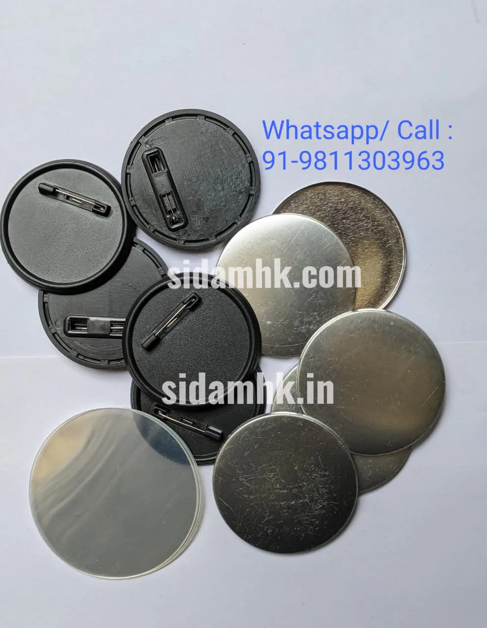 Custom button badges manufactured by Sidamhk