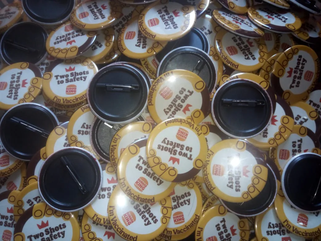 Custom button badges manufactured by Sidamhk