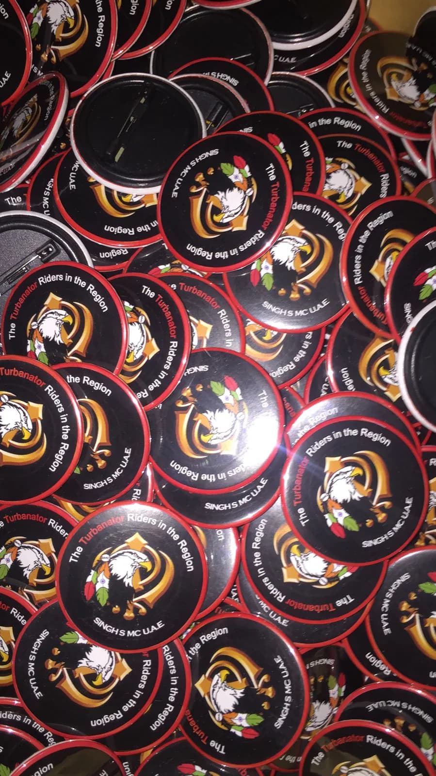 Custom button badges manufactured by Sidamhk