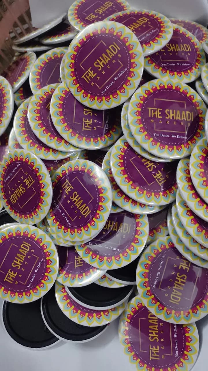 Custom button badges manufactured by Sidamhk