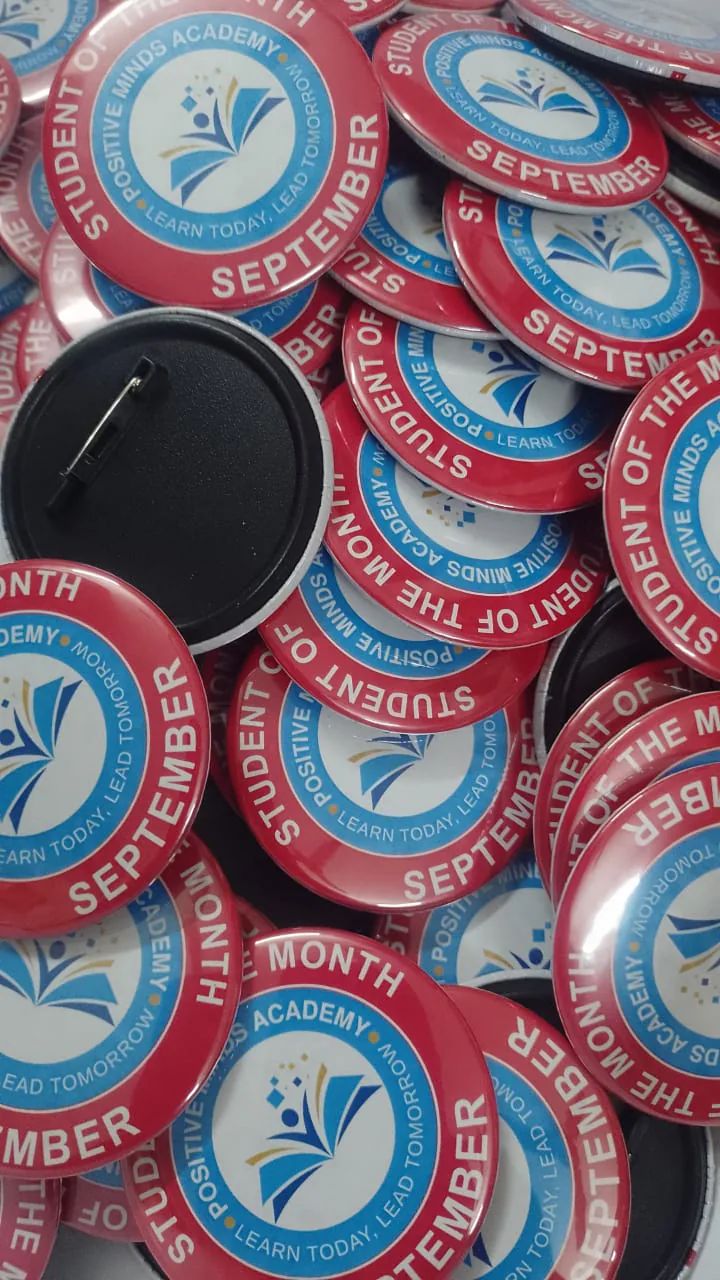 Custom button badges manufactured by Sidamhk