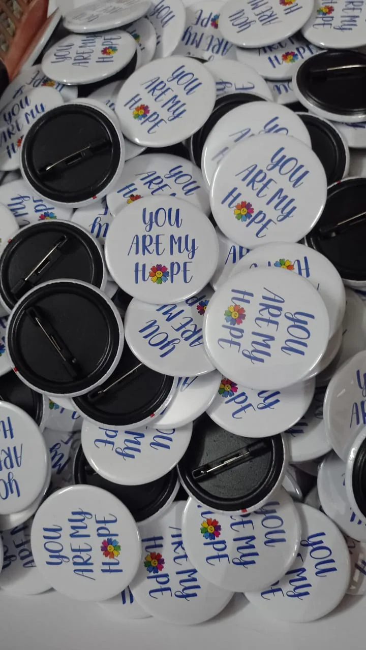 Custom button badges manufactured by Sidamhk