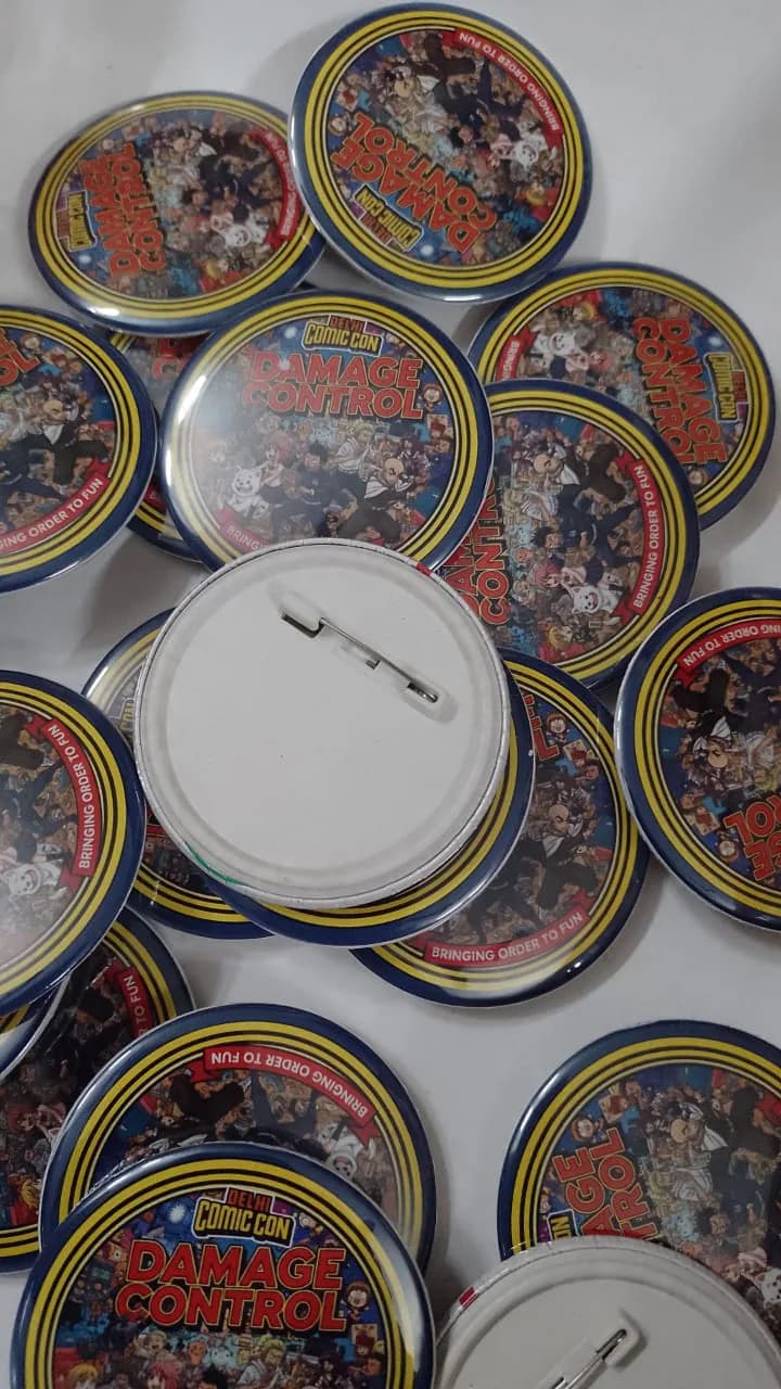 Custom button badges manufactured by Sidamhk